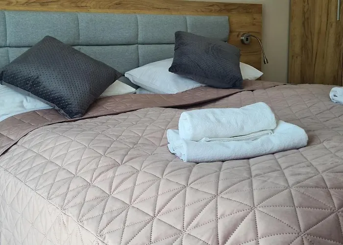 Czarna Gora 134 Sienna (Klodzko)